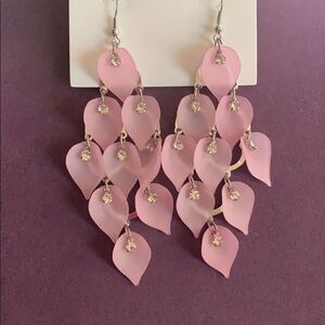 Baby pink rhinestone earrings